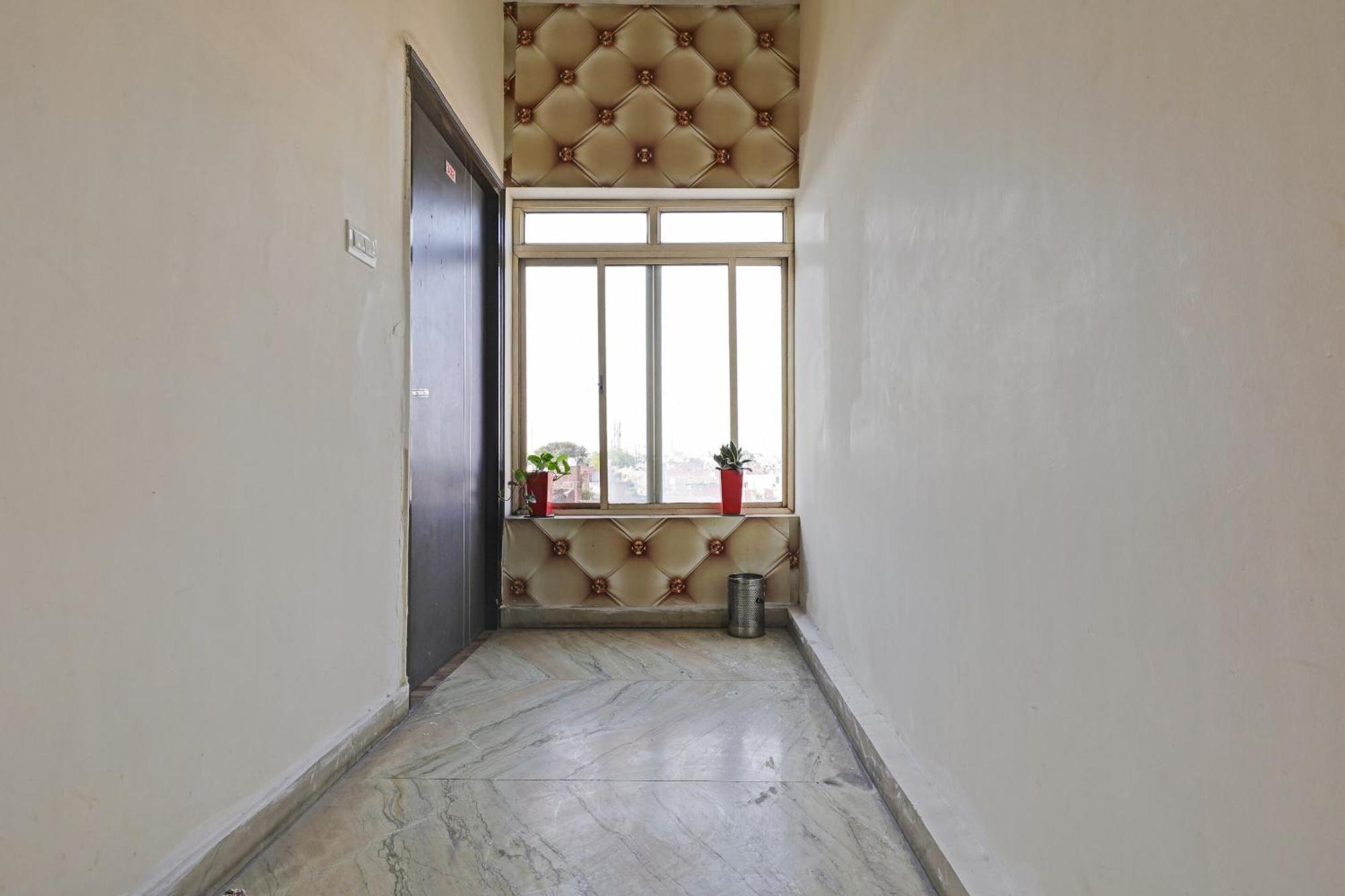 Spot On 81167 Hotel Asdr Rudrapur Exterior photo